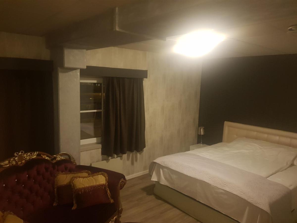 Hotellmilano As Мушёэн Экстерьер фото